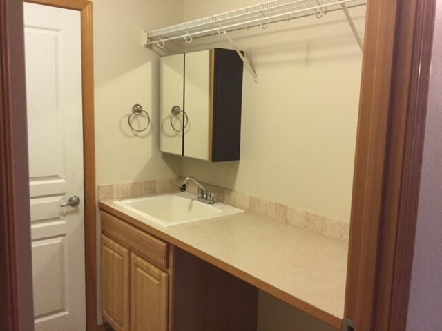 Building Photo - 14001 122nd Ave E