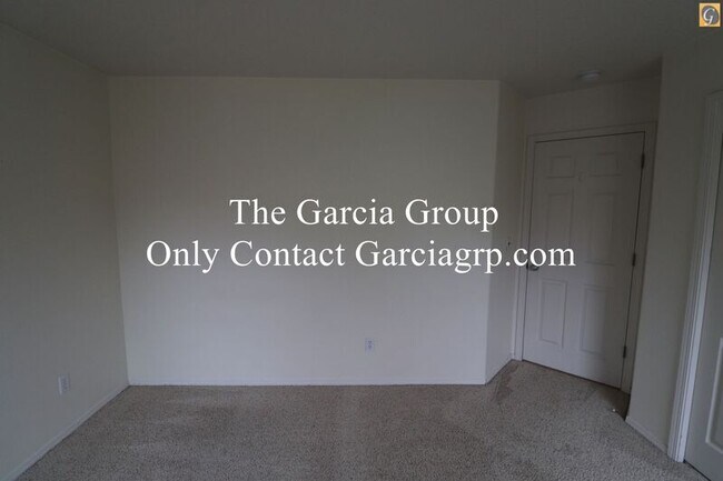 Building Photo - 6034 Northeast Birch Street