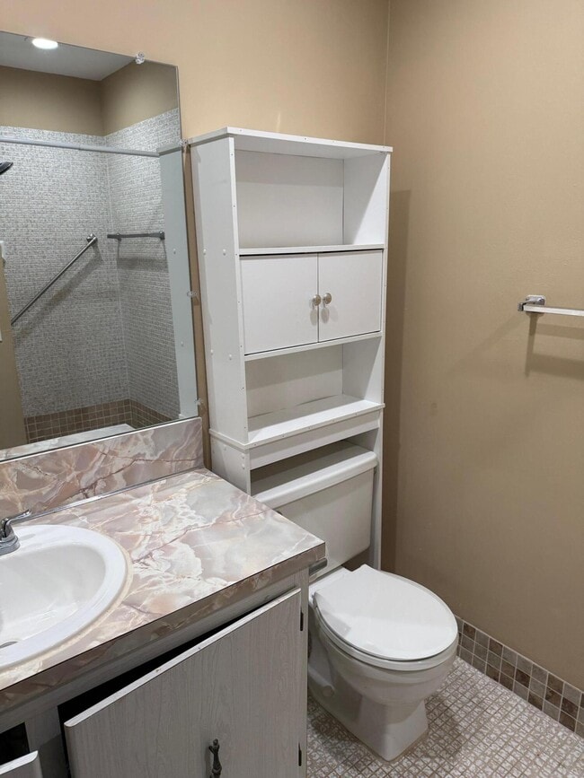 Building Photo - 795 Normandy Trail