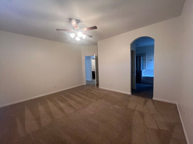 Building Photo - 2044 Stagecoach Pl