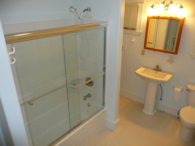 Building Photo - 118 Eddy St