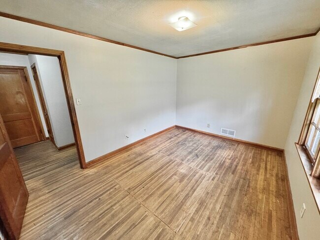 Building Photo - 3924 Cheryl Dr