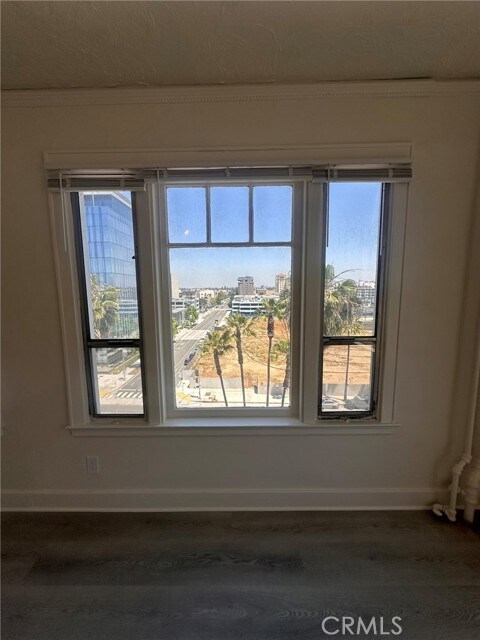 Building Photo - 360 W Ocean Blvd