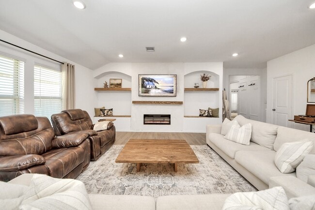 Building Photo - 2835 Mistygate Ct