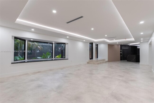 Building Photo - 6525 SW 133rd Dr