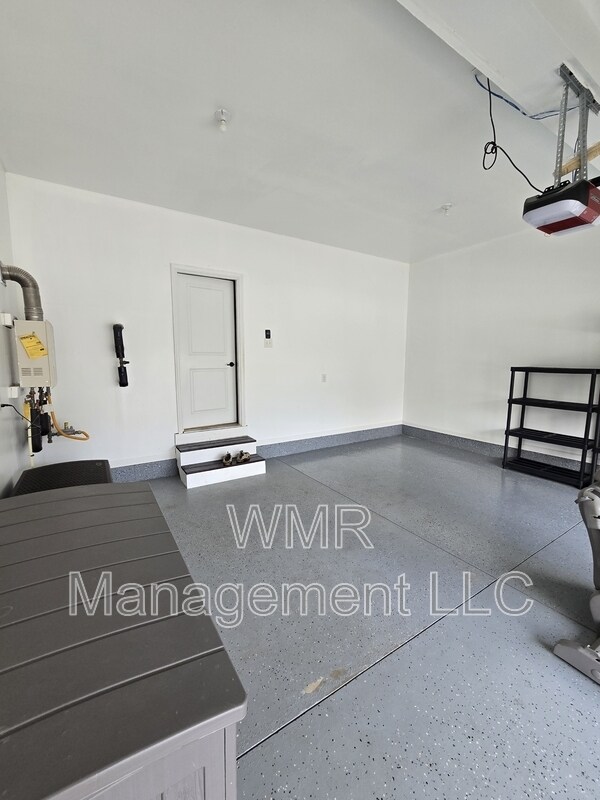 Building Photo - 7270 Waterwheel St SW