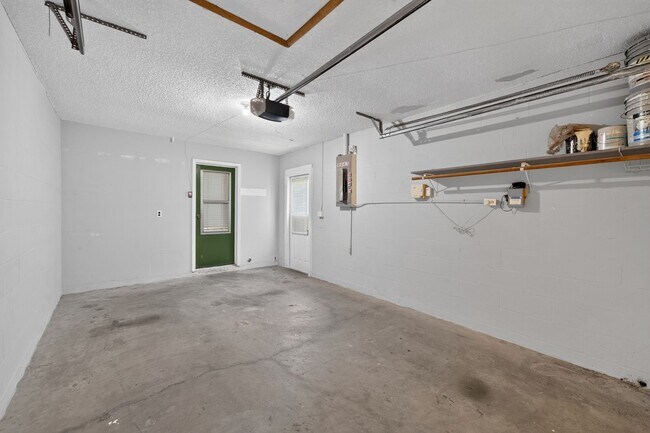 Building Photo - 6243 Florida Ave