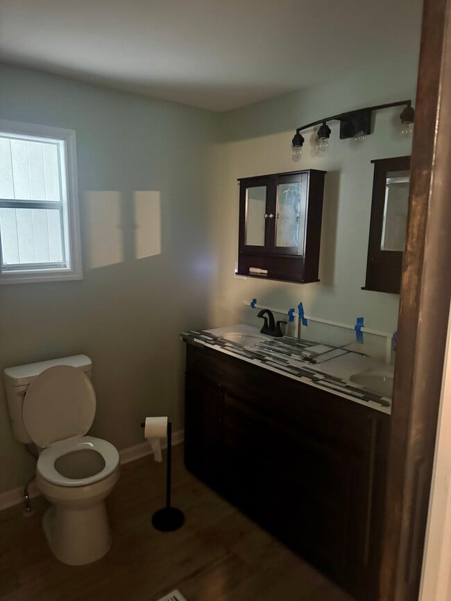 Building Photo - 8709 SW 15th St