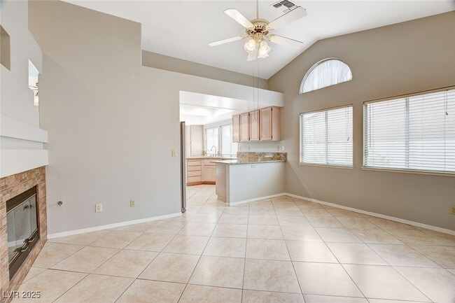 Building Photo - 4432 Crimson Leaf Dr