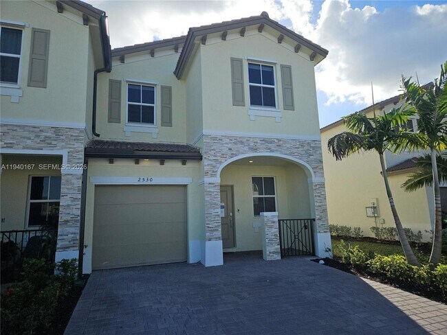 Building Photo - 2530 SE 29th St