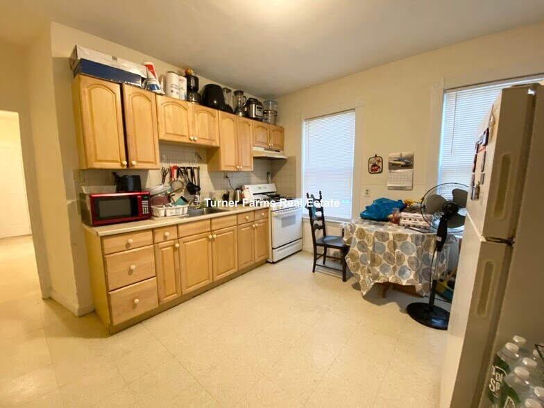 Primary Photo - 34 Elder St