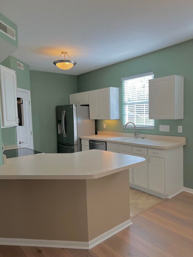 Building Photo - 2271 Edenderry Dr