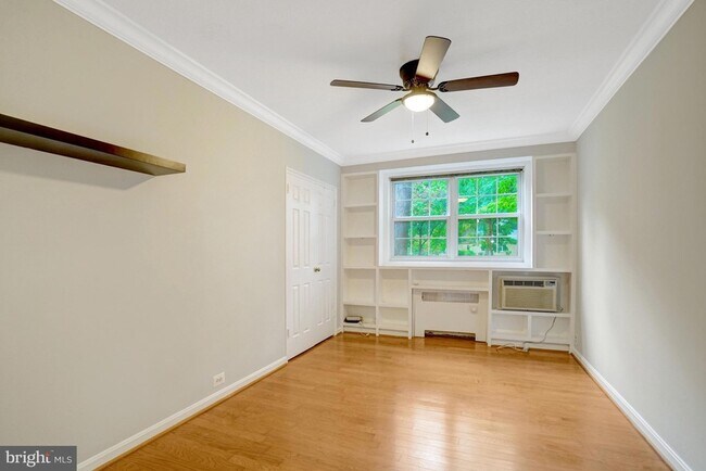 Building Photo - 211 N Trenton St