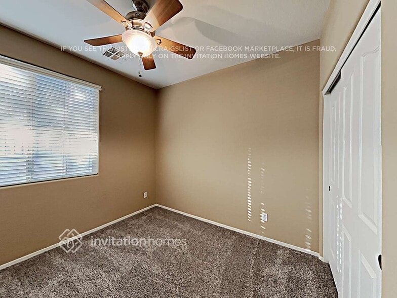 Building Photo - 21024 E Stonecrest Dr