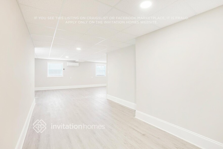 Building Photo - 3815 Clovis Ct NW