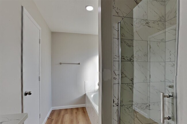 Building Photo - 18327 Willow Moss Dr