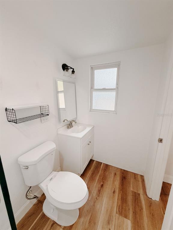 Building Photo - 4009 Deleuil Ave