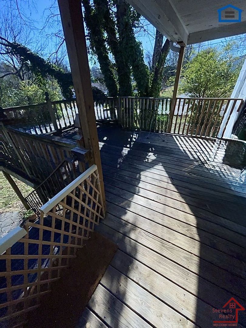 Building Photo - 3502 Lansing Ave