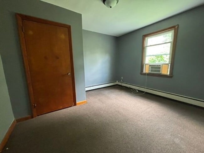 Building Photo - 2 Bed | 1 Bath | Value Rental
