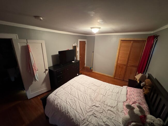 Building Photo - 8906 Tonnelle Ave