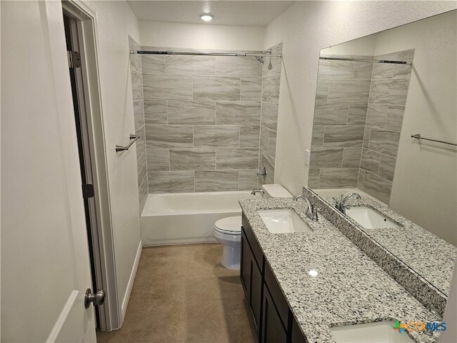 Building Photo - 1309 Concord Dr