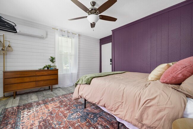 Building Photo - 820 Florida Ave