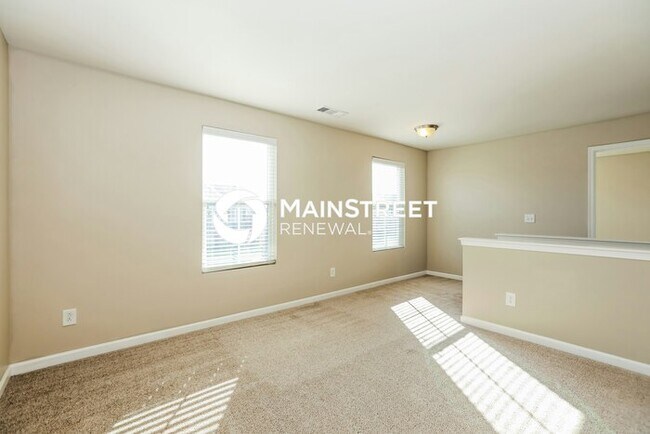 Building Photo - 3 Bedroom Pet-Friendly Home in Murfreesbor...