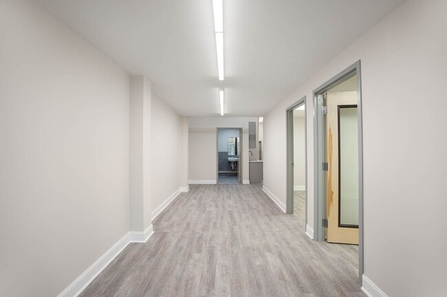 Building Photo - 5621 Departure Dr