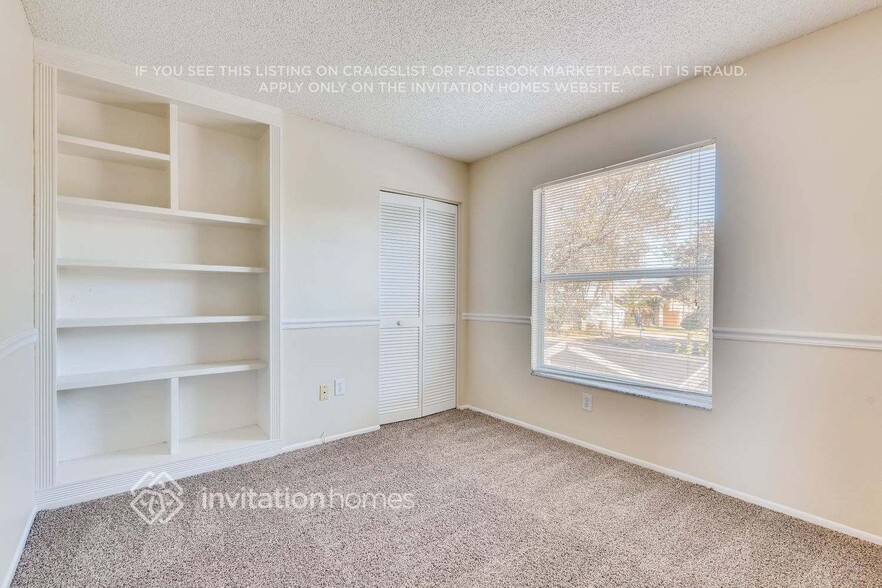 Building Photo - 11702 Branch Mooring Dr