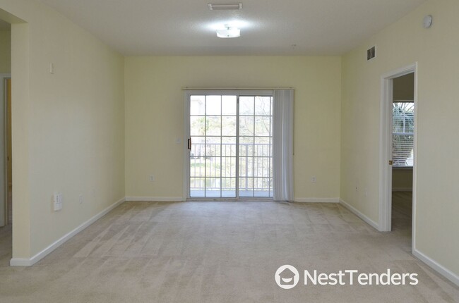 Building Photo - Three Bedroom Southside Jacksonville Condo!