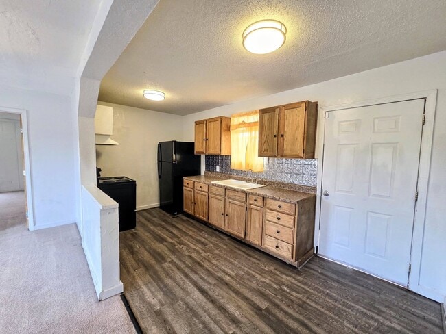 Building Photo - 3011 Avenue F