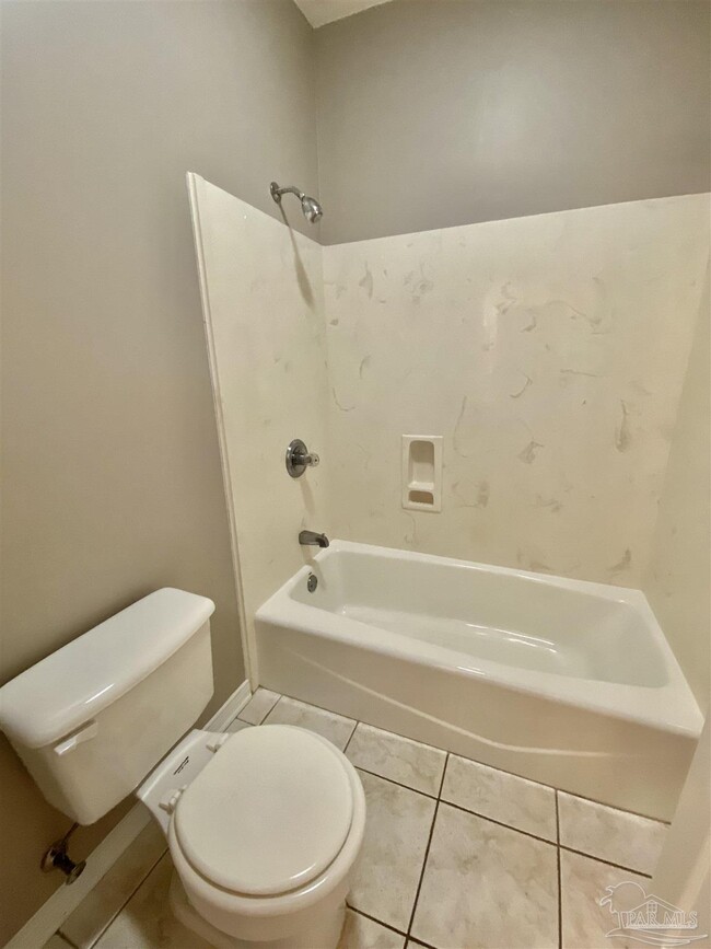 Building Photo - 4114 Oak Pointe Dr