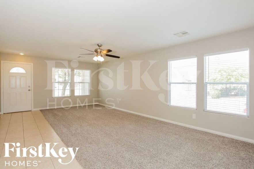 Building Photo - 8332 N Blazing Sky Ct