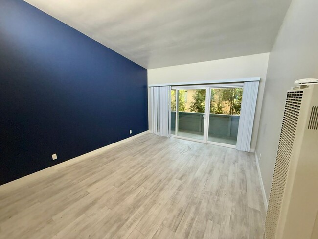 Building Photo - **FREE JUNE**    Freshly Renovated 2 bedro...