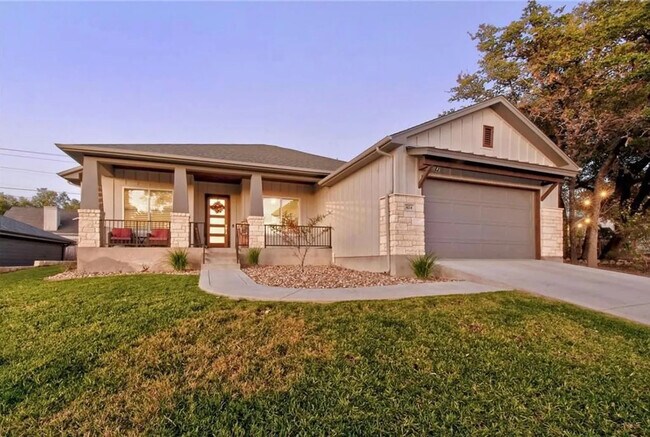 Building Photo - 424 Summit Ridge Dr N