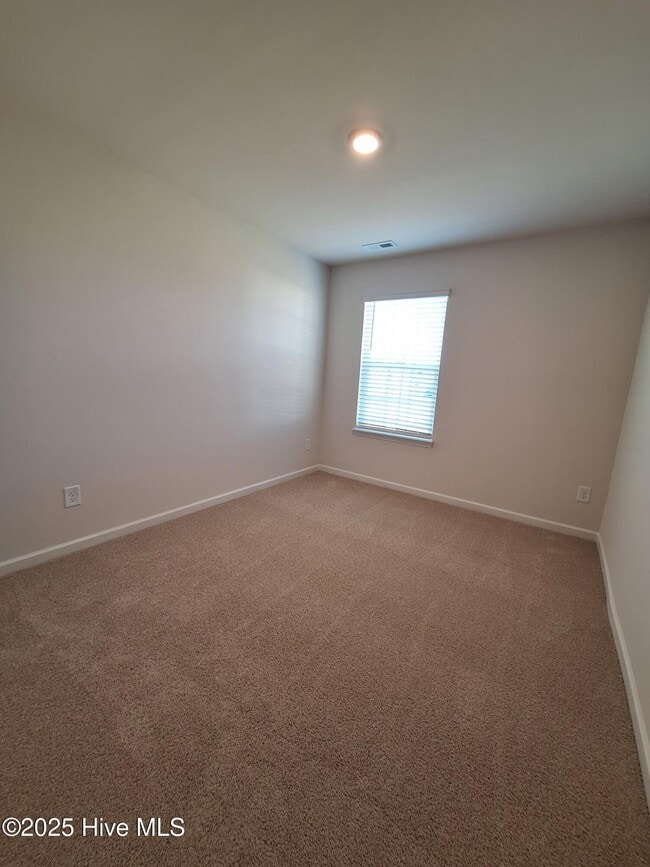 Building Photo - 3301 Tatlock Wy