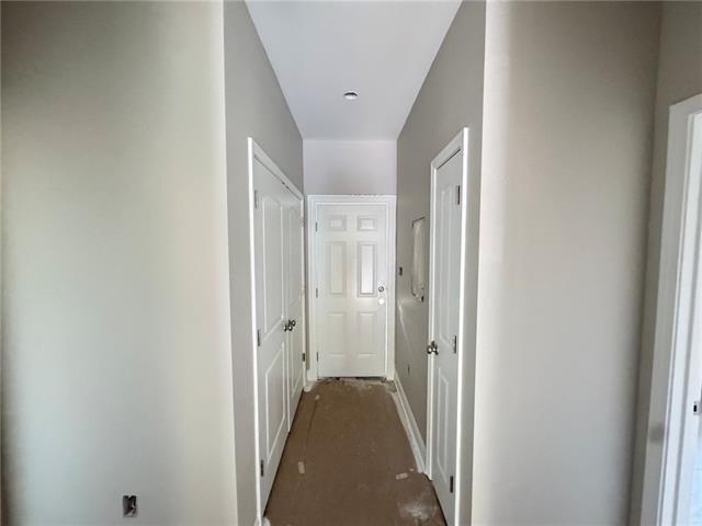 Building Photo - 500 Haney Ln