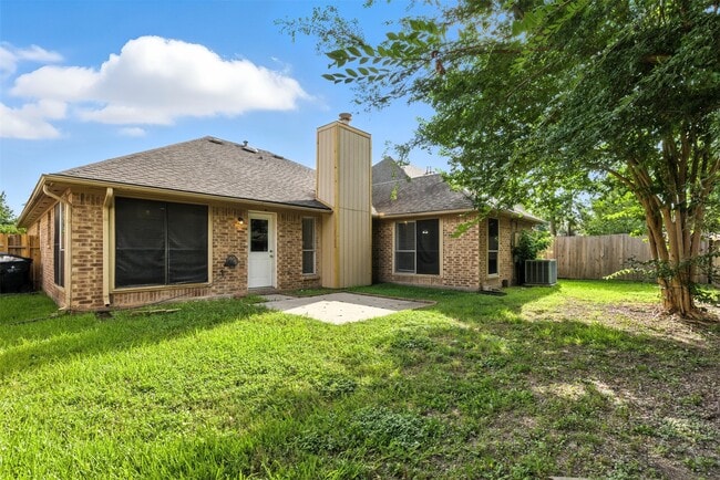Building Photo - 5307 Oak Falls Dr