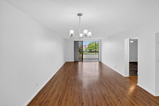 Building Photo - 1850 Homewood Blvd