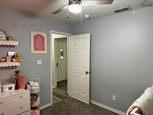 Building Photo - 5216 Brookwood Dr