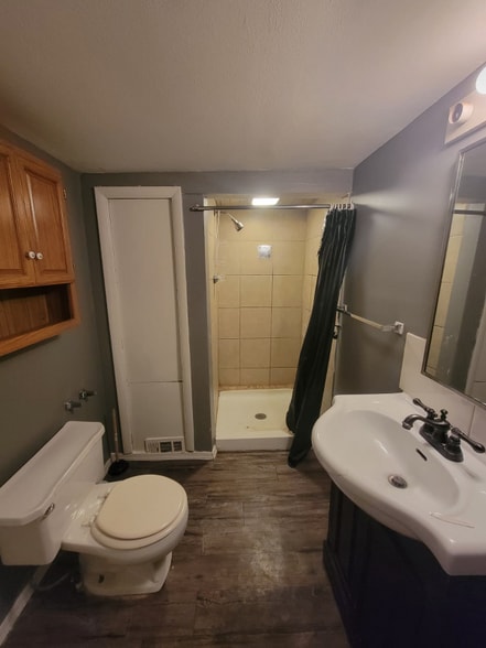 Building Photo - 55 Cotter Ave