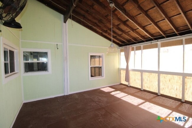 Building Photo - 2809 Connell St