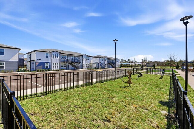 Building Photo - 3085 Soldier City Wy