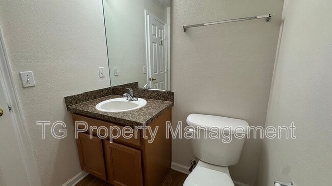 Building Photo - 268 Leese Dr