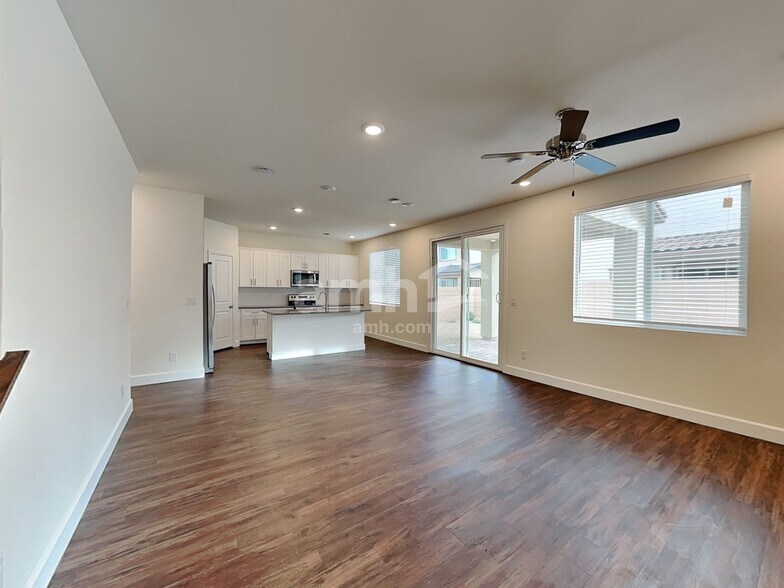 Building Photo - 8815 Carmine Cob Ave