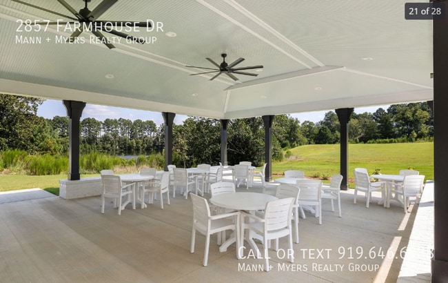 Building Photo - 2857 Farmhouse Dr