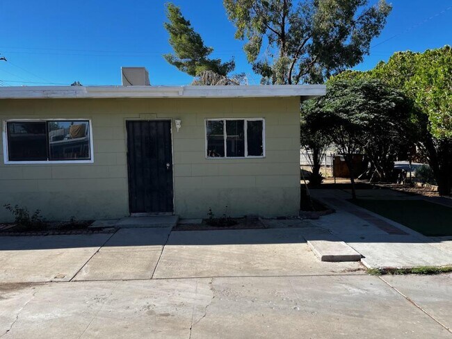 Building Photo - 38906 Rambler Ave