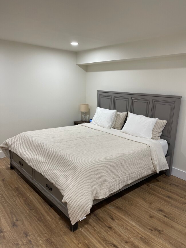 Building Photo - 6026 Birchbrook Dr