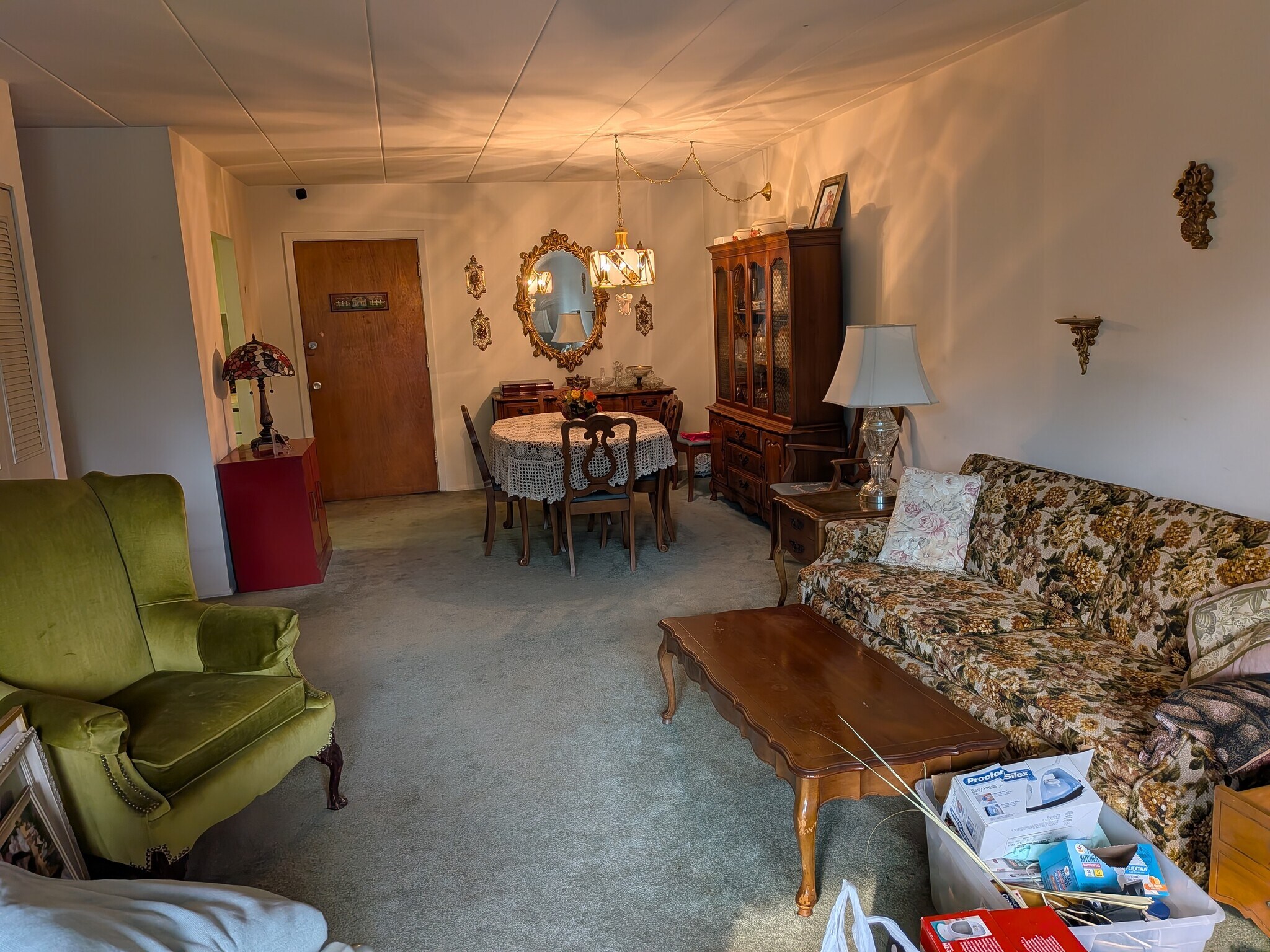 Building Photo - 33 W Chester Pike