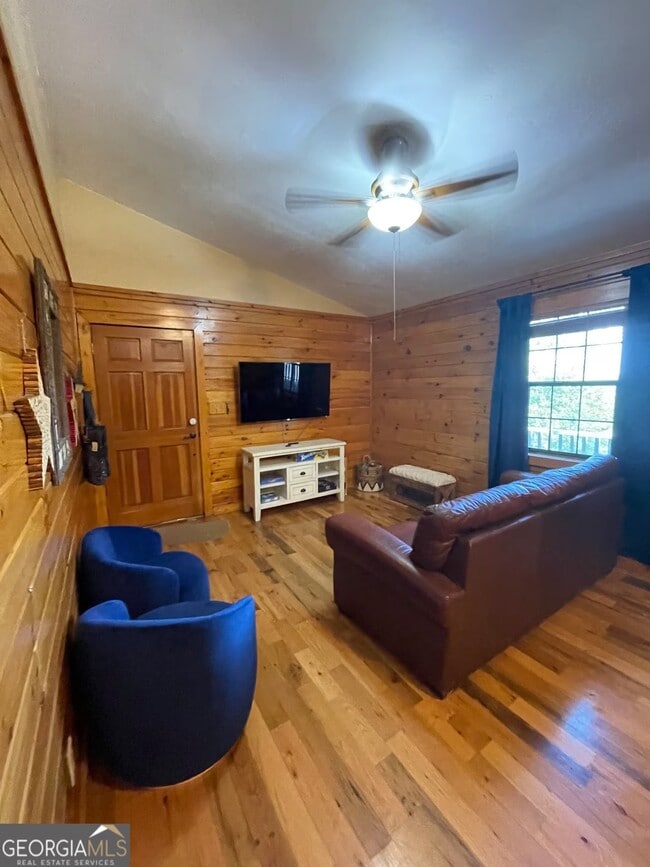 Building Photo - 579 Galaxy Way